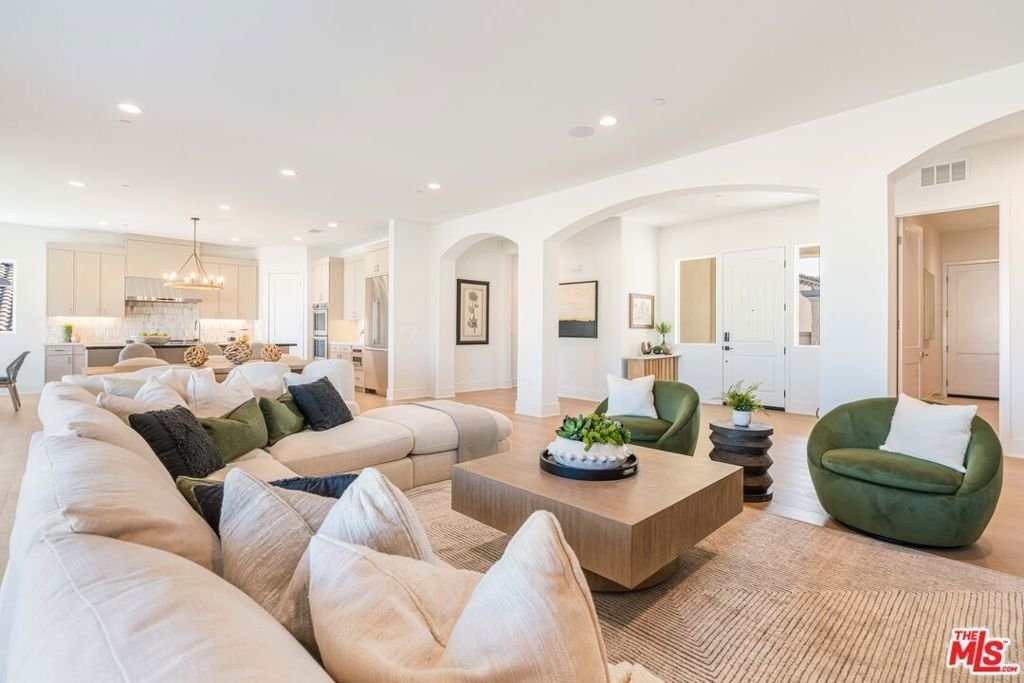 House in Rancho Cucamonga, California, United States 4 - 19012524