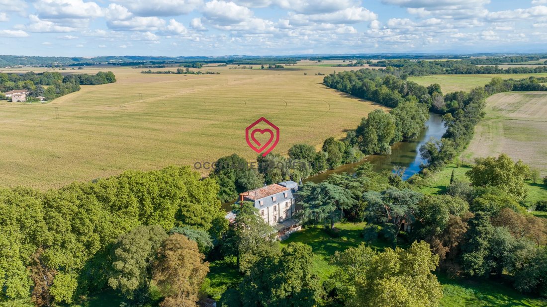 Estate in Arrondissement of Toulouse, Occitania, France 2 - 19015254