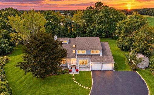 House in Calverton, New York, United States 1