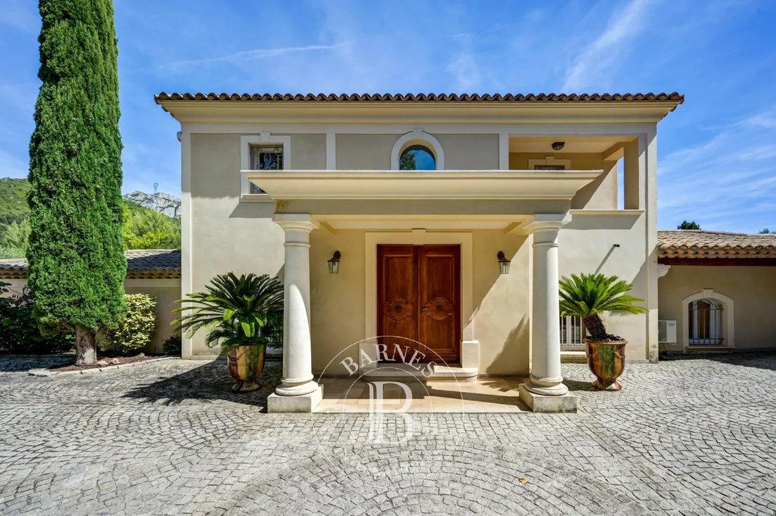 House in Est, Roquevaire, France 2 - 19015410