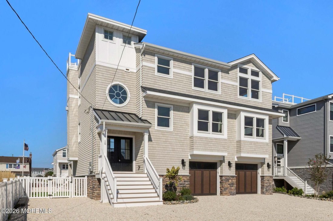 House in Ship Bottom, New Jersey, United States 4 - 19012464