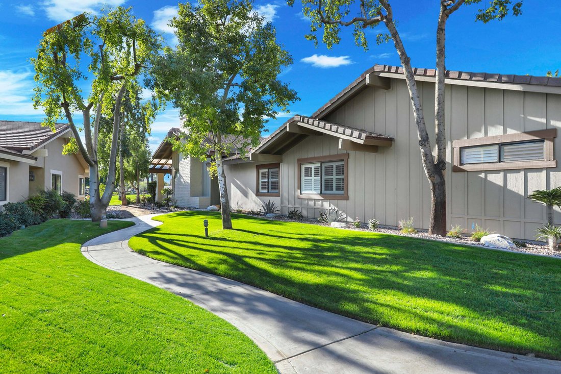 Condo in Palm Desert, California, United States 2 - 19012358
