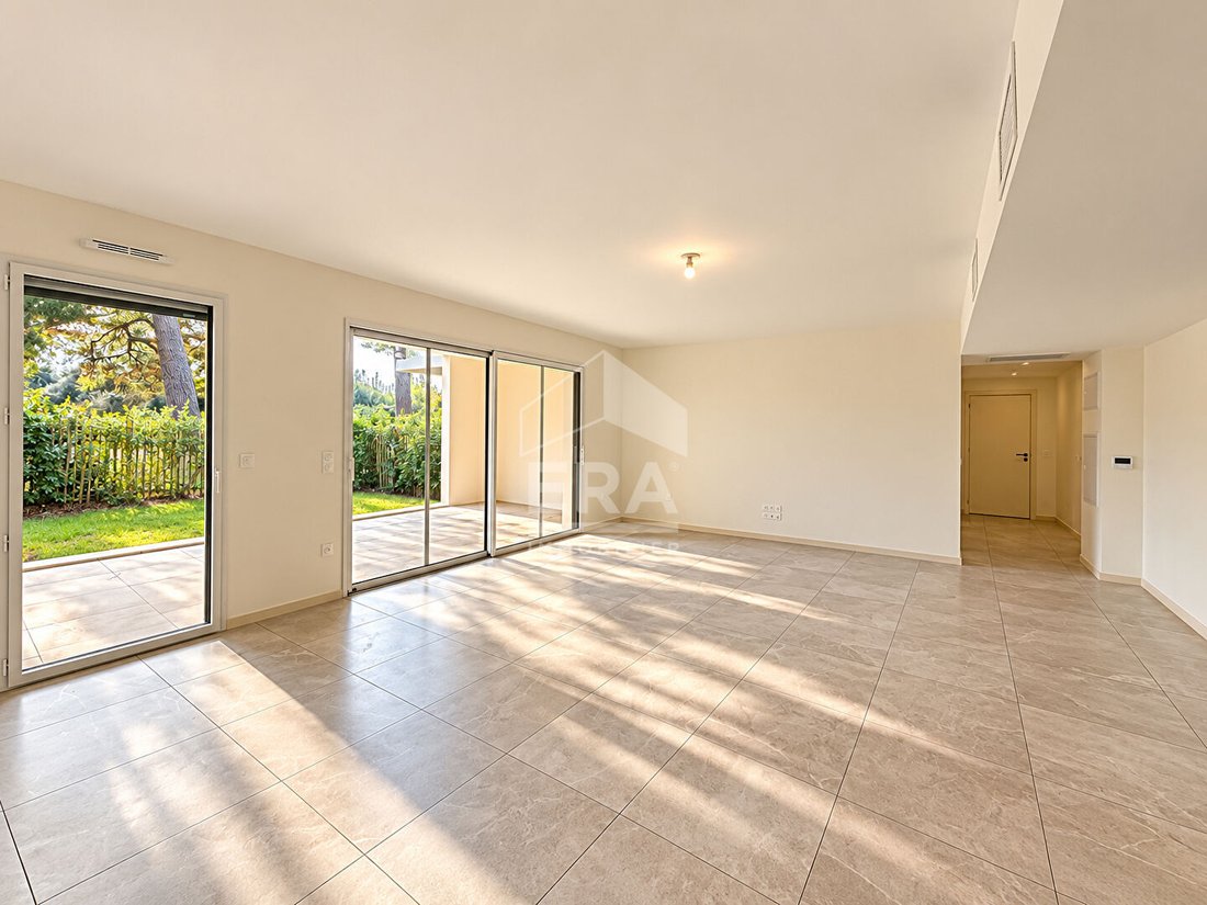 Apartment in Les Sables, Capbreton, France 1 - 19011282