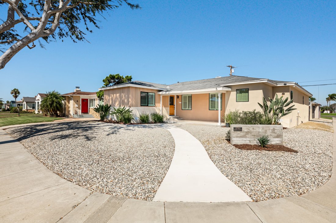 House in Inglewood, California, United States 1 - 19011745