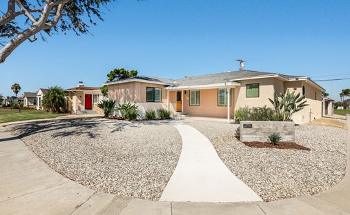 House in Inglewood, California, United States 1