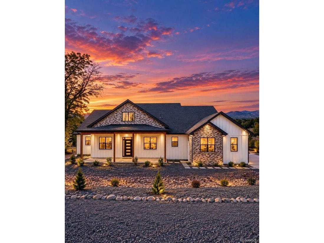 House in Arvada, Colorado, United States 4 - 19013025
