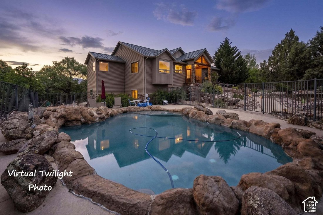 House in New Harmony, Utah, United States 2 - 18084647