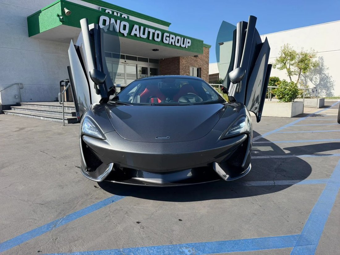 Cabriolet in Ontario, CA, United States 5 - 19002053