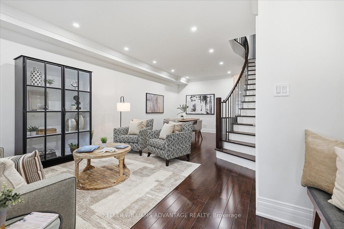 House in Toronto, Ontario, Canada 4 - 19009986