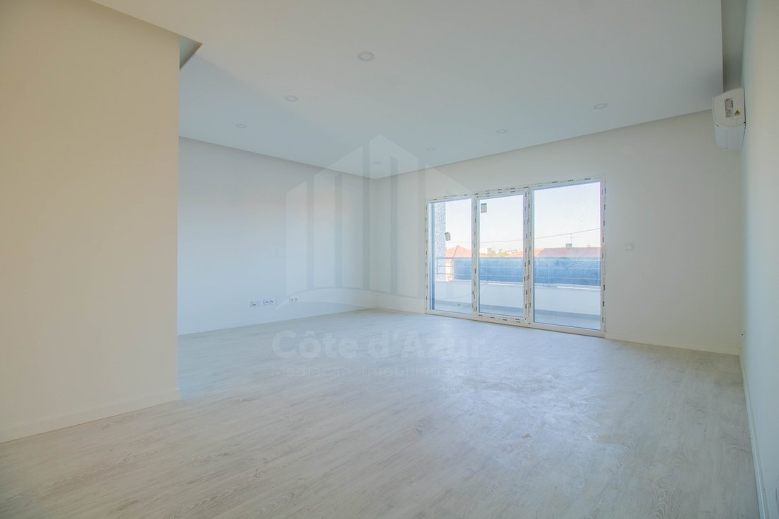 Apartment in Seixal, Arrentela e Aldeia de Paio Pires, Setubal, Portugal 4 - 19015897