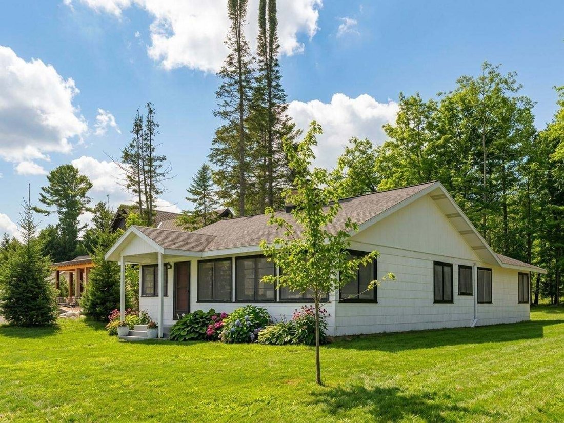 House in Rapid City, Michigan, United States 2 - 19013504