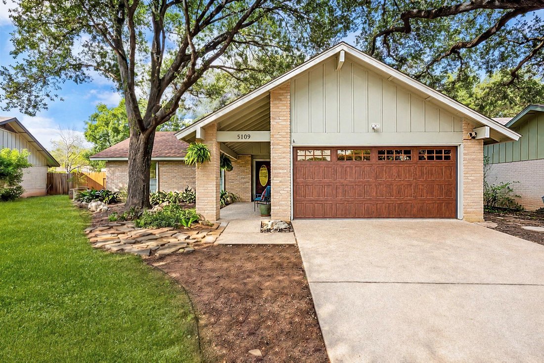 House in Austin, Texas, United States 1 - 19009635