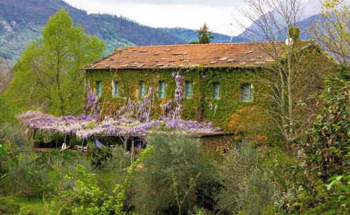 Villa in Bagnone, Tuscany, Italy 1
