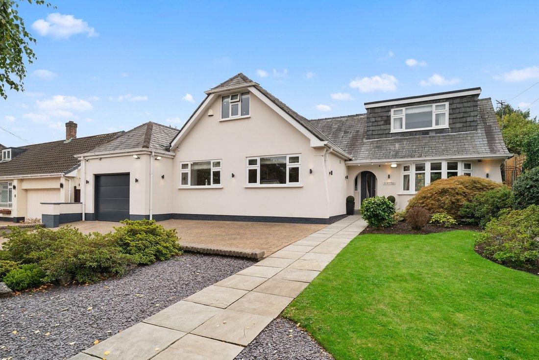 Bungalow in Gateacre, Liverpool, England 3 - 19012435