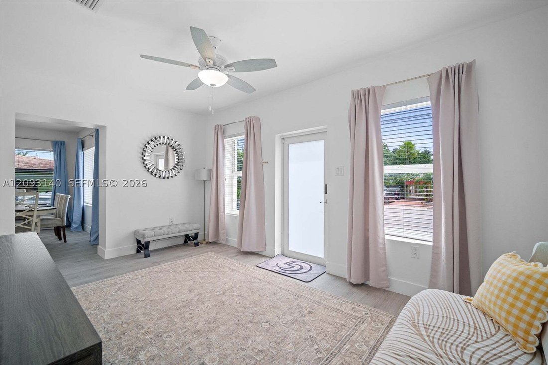 House in Miami, Florida, United States 3 - 19009604
