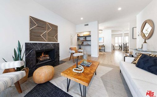 Condo in Los Angeles, California, United States 1