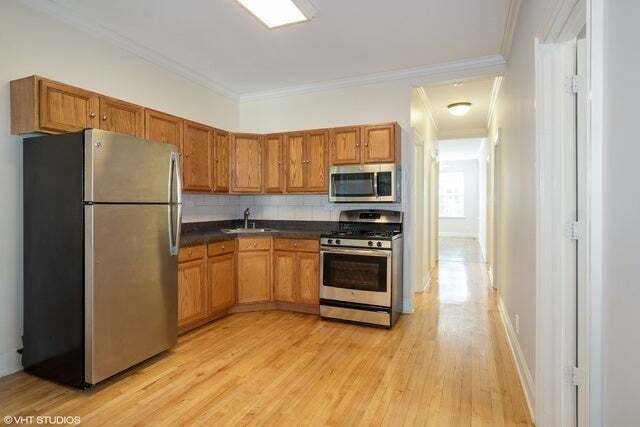 Chicago, Illinois, United States 5 - 19013451