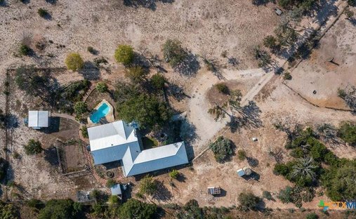 House in Center Point, Texas, United States 1