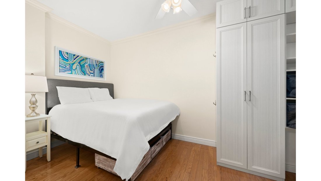 Co Op in New York, New York, United States 4 - 18366976
