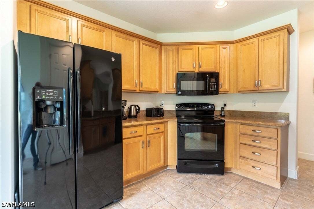 Condo in Naples, Florida, United States 5 - 19012250