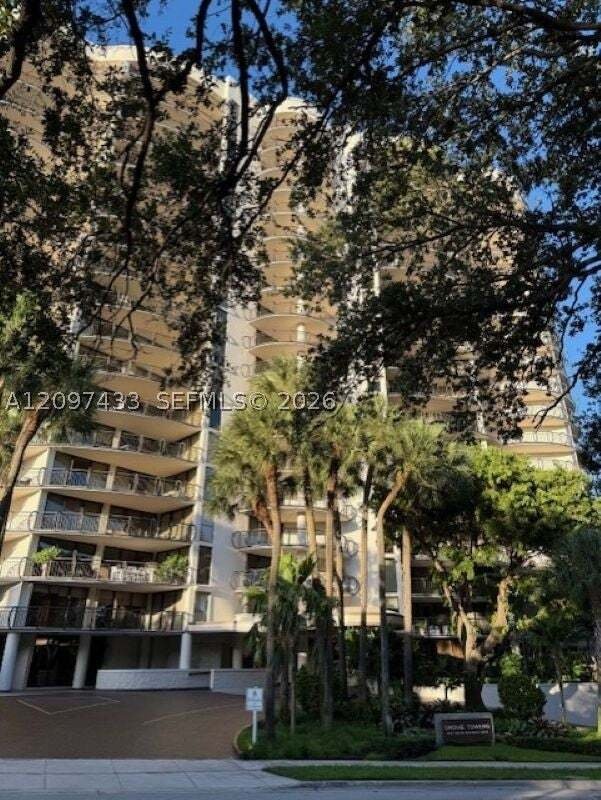 Condo in Miami, Florida, United States 1 - 19013436