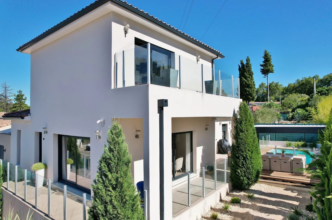 Villa in Uzès, Occitania, France 1 - 19010810