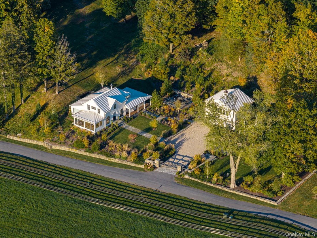 House in Pleasant Valley, New York, United States 2 - 19009219