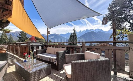 Chalet à Ouest et Nord, Sixt-Fer-à-Cheval, France 1