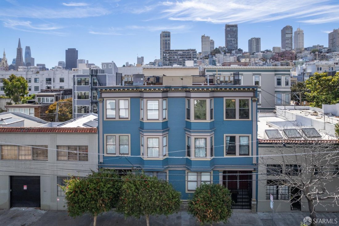 San Francisco, California, United States 1 - 19008793