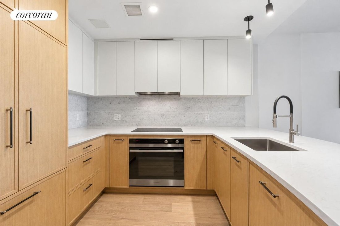 Condo in New York, New York, United States 4 - 19010367