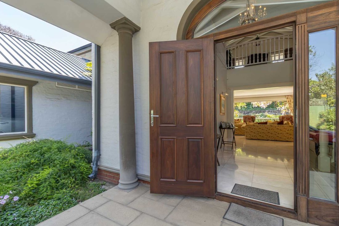 House in Bryanston, Gauteng, South Africa 4 - 19009270