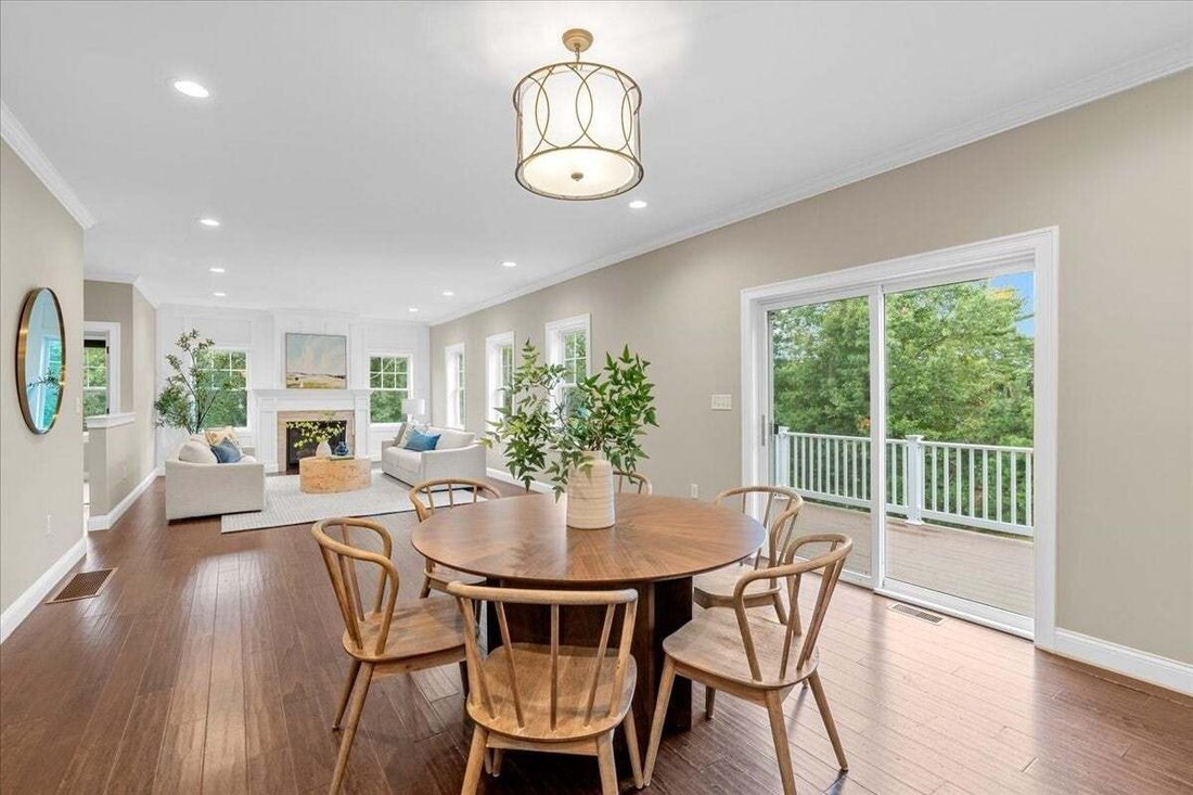 House in Kingston, Massachusetts, United States 3 - 19011817