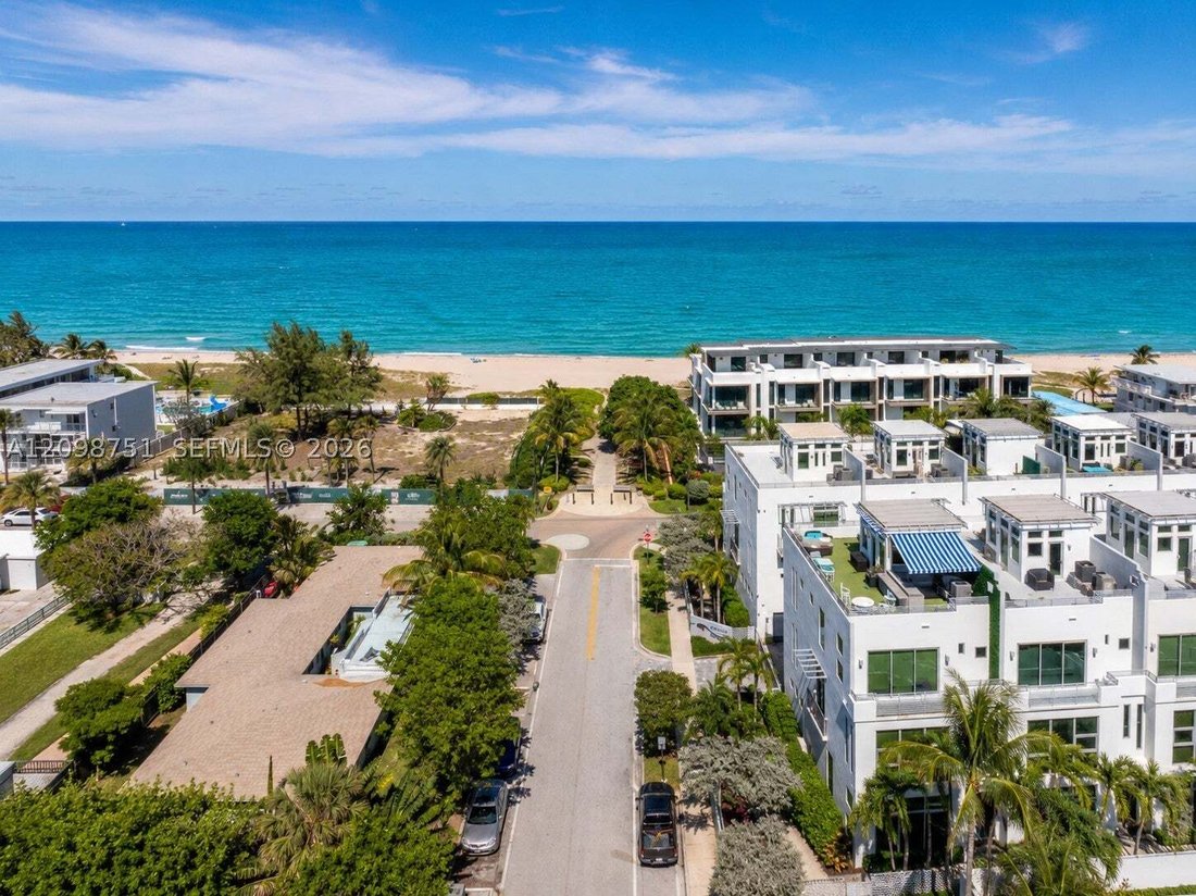 Townhouse in Hillsboro Beach, Florida, United States 3 - 19009570