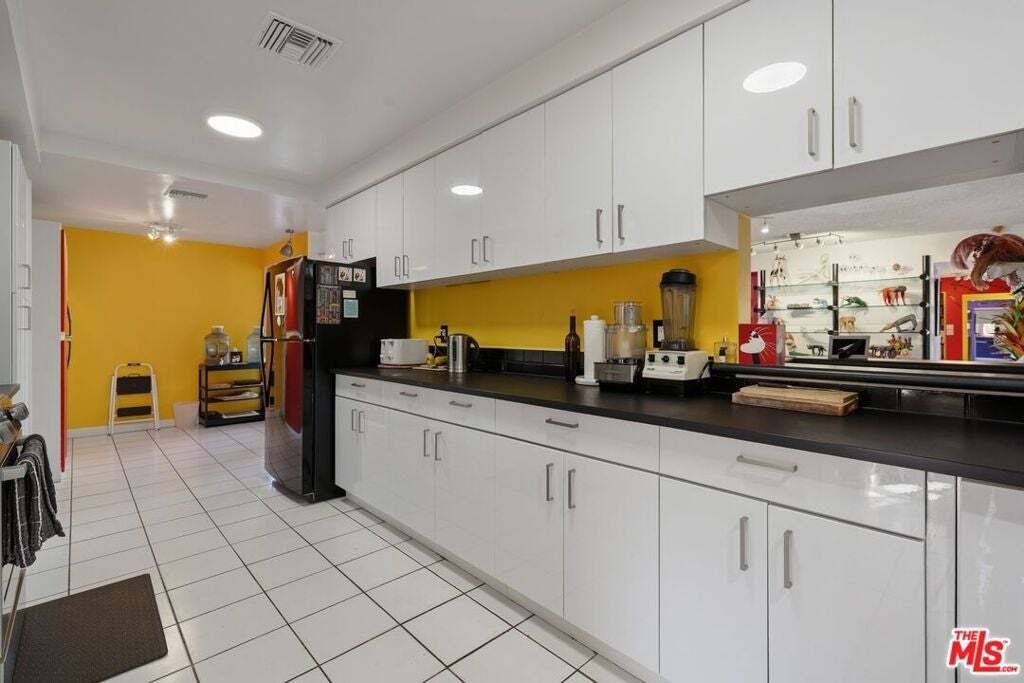 House in Los Angeles, California, United States 5 - 19012650