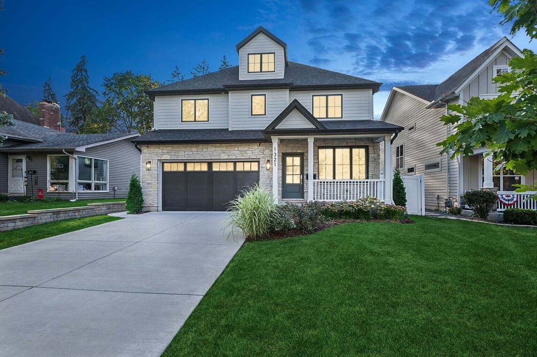 House in Naperville, Illinois, United States 1 - 19010121