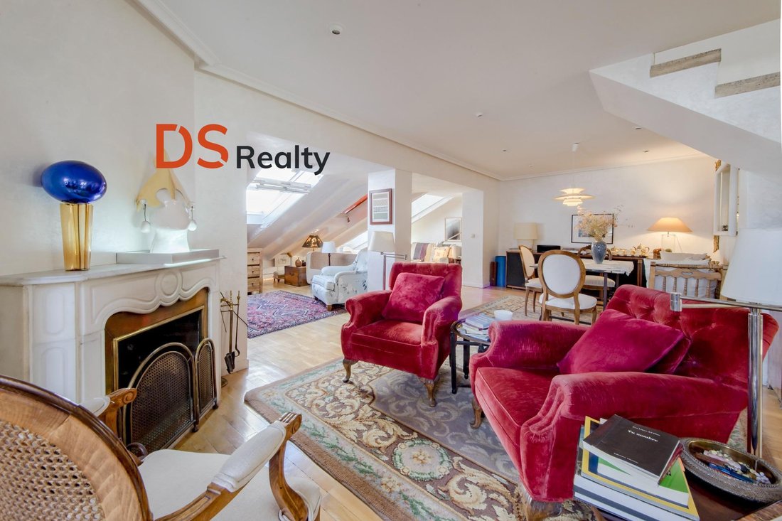 Penthouse in Centro, Madrid, Spain 3 - 19013057