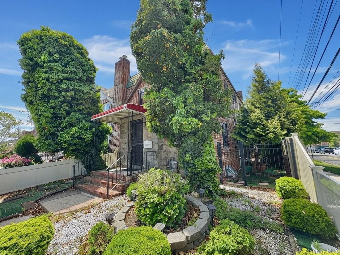 House in New York, New York, United States 3 - 19009220