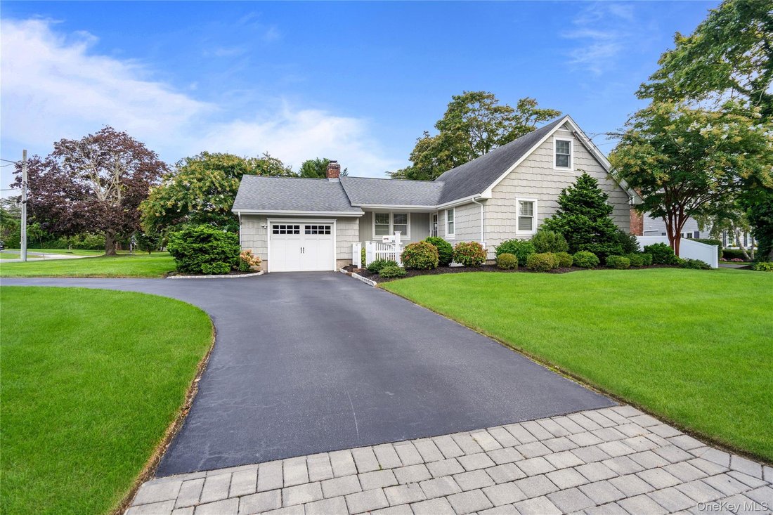 House in Sayville, New York, United States 2 - 19014717