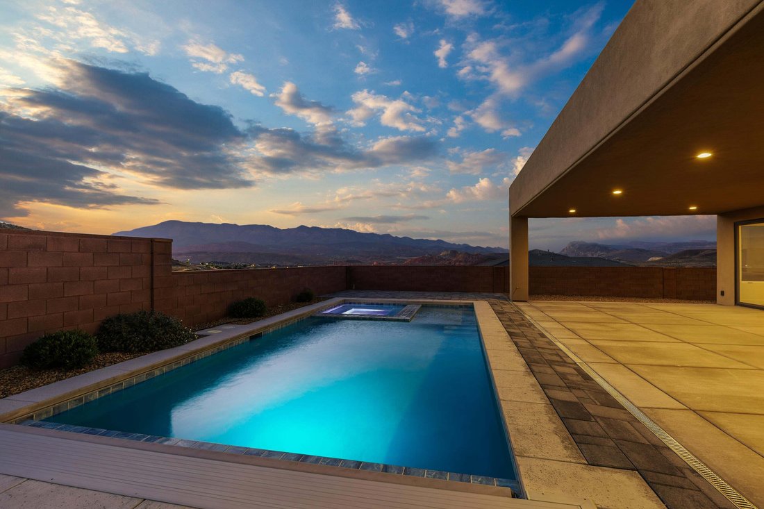 House in Hurricane, Utah, United States 2 - 19012362