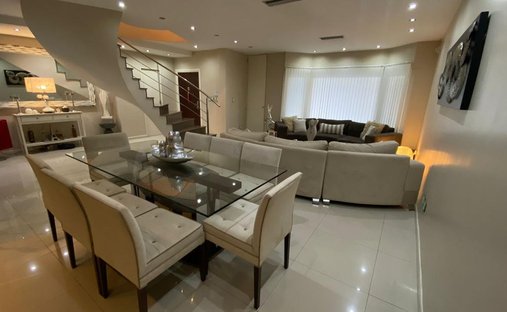 House in Buenos Aires, Buenos Aires, Argentina 1