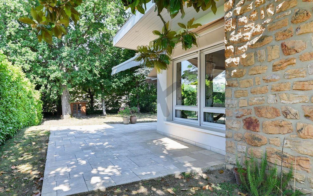 House in Saint-Cyr-au-Mont-d'Or, Auvergne-Rhône-Alpes, France 1 - 19014631
