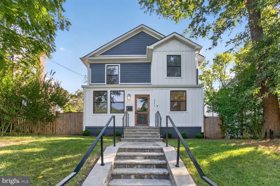 House in Washington, District of Columbia, United States 5 - 19010365