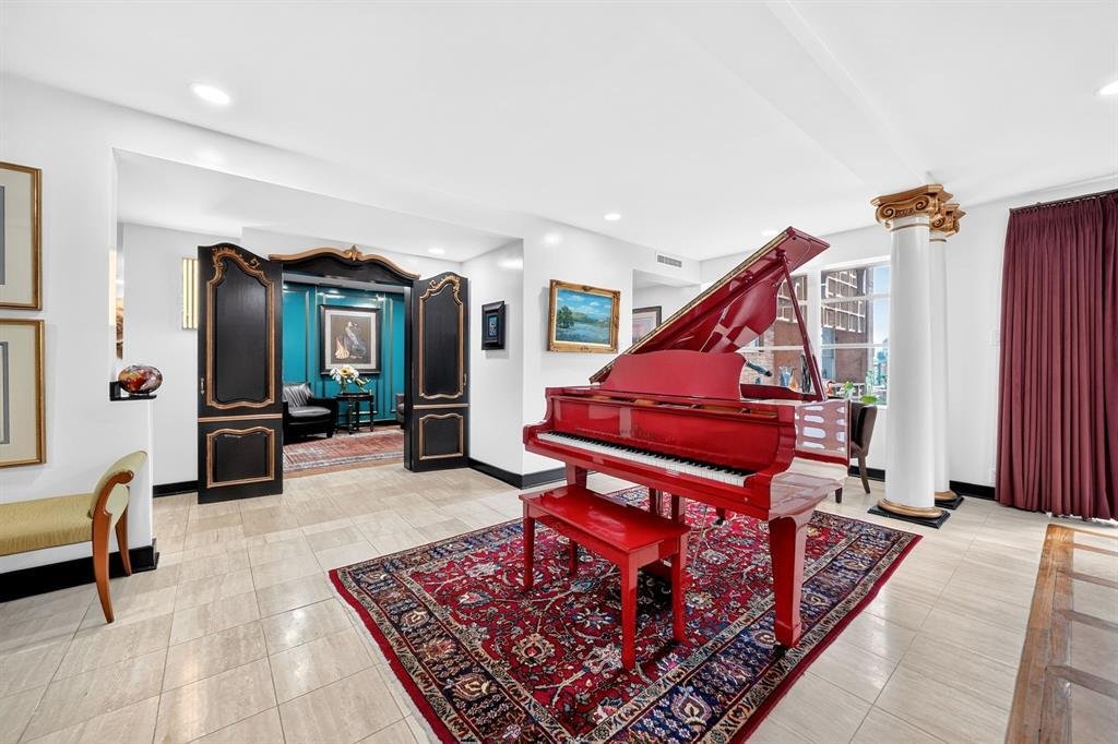 Condo in Dallas, Texas, United States 3 - 19014313