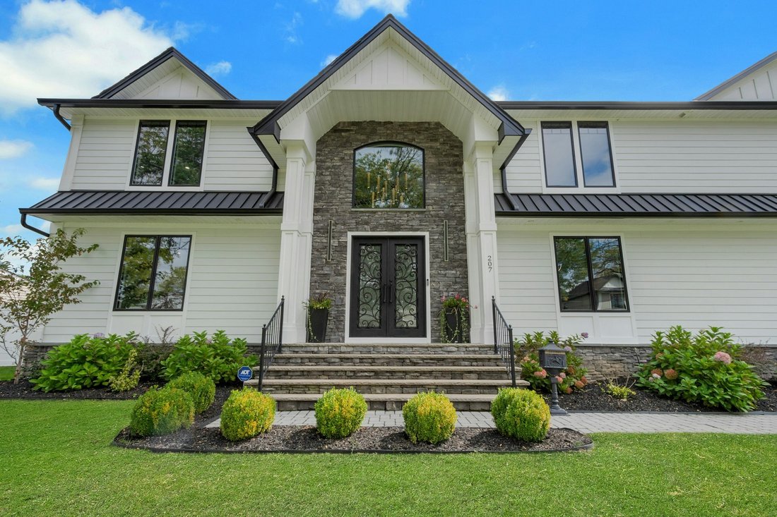 House in Paramus, New Jersey, United States 3 - 19010425