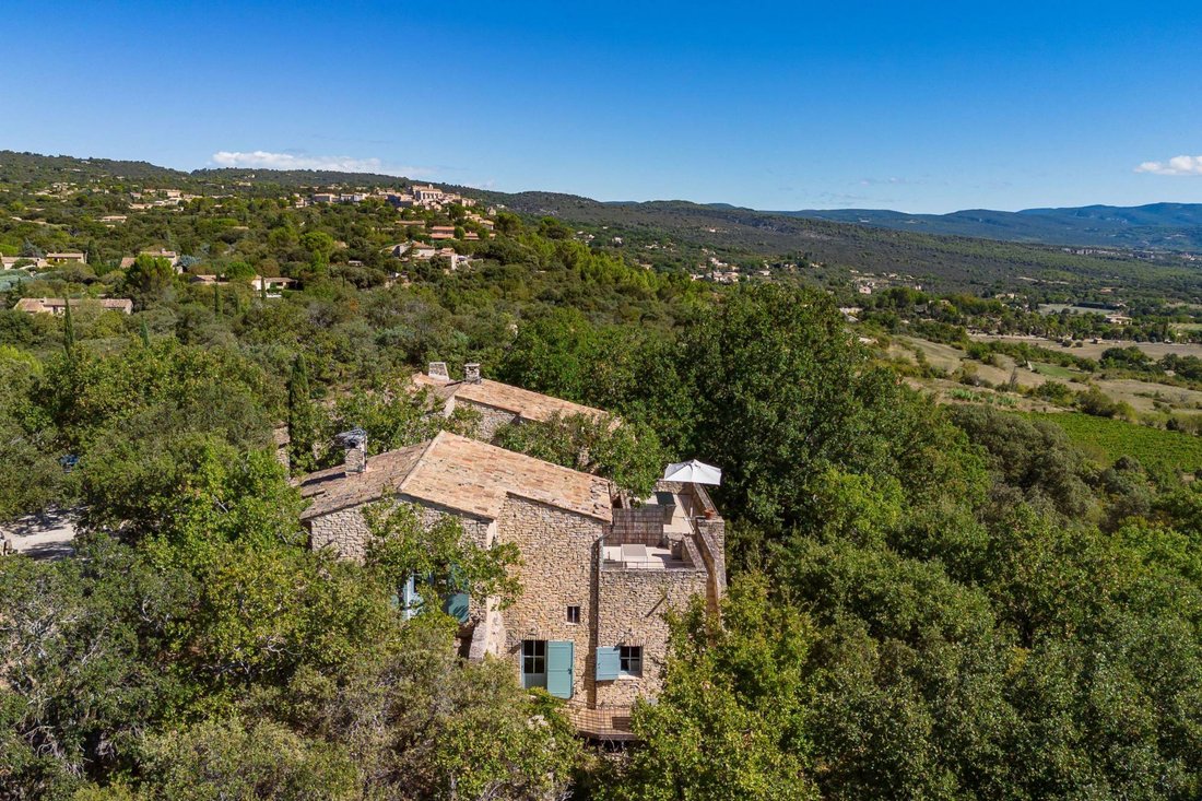 Estate in Gordes, Provence-Alpes-Côte d'Azur, France 2 - 17360962