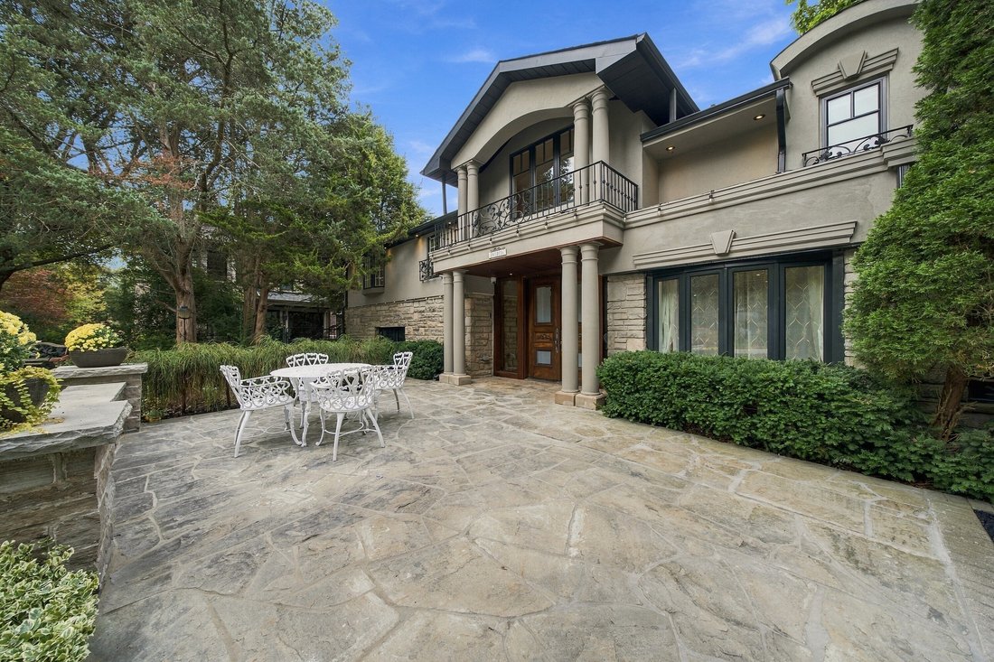 House in Mississauga, Ontario, Canada 4 - 19010446