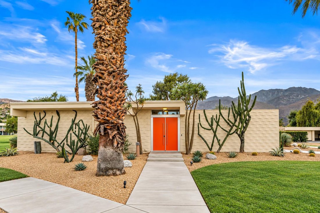 Condo in Palm Springs, California, United States 1 - 19012337