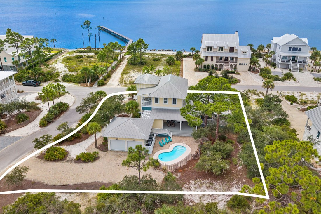 House in Port St. Joe, Florida, United States 3 - 19011145
