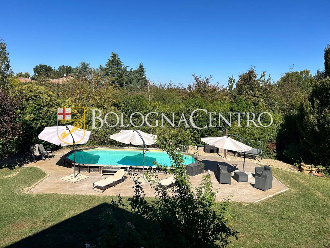 Villa in Granarolo dell'Emilia, Emilia-Romagna, Italy 2 - 19012787