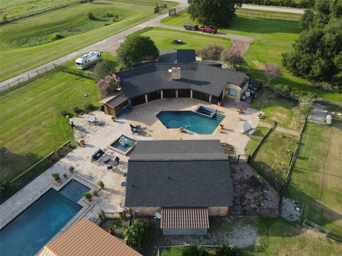 Casa en Angleton, Texas, Estados Unidos 3 - 17690288
